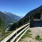 Jasmin Neustift im Stubaital