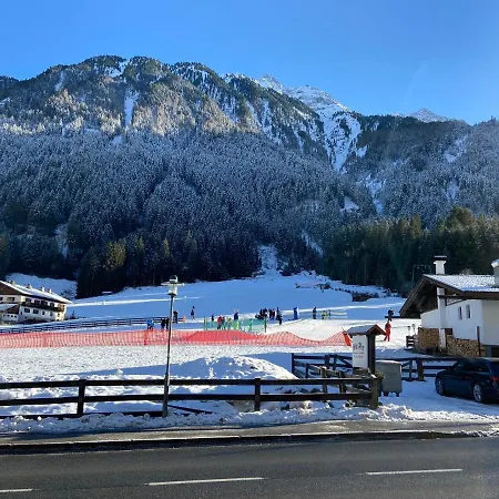 Jasmin Апартаменты *