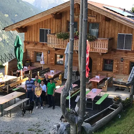 Jasmin Neustift im Stubaital